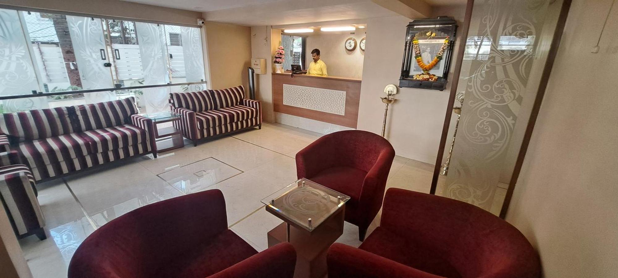 Hotel Swaroop Pune Eksteriør bilde