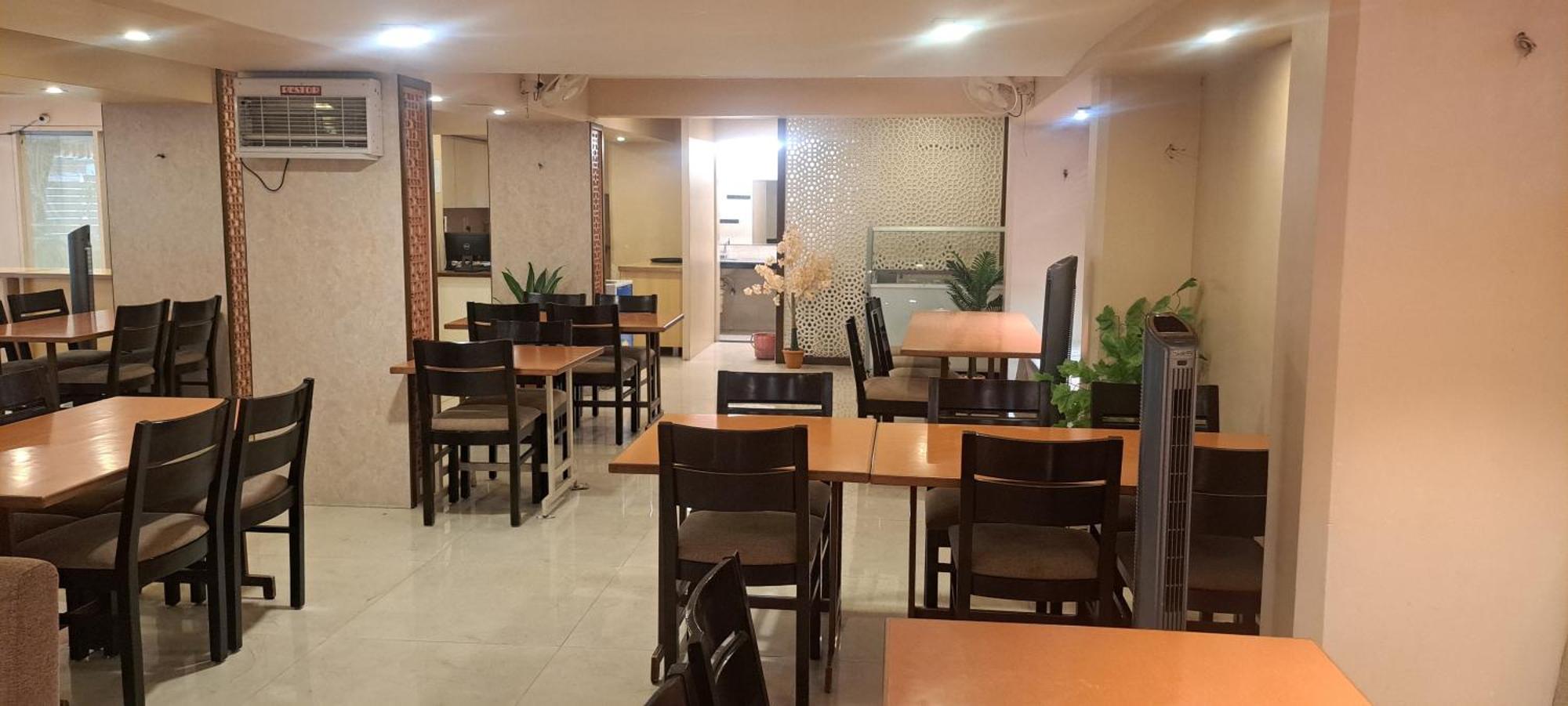 Hotel Swaroop Pune Eksteriør bilde