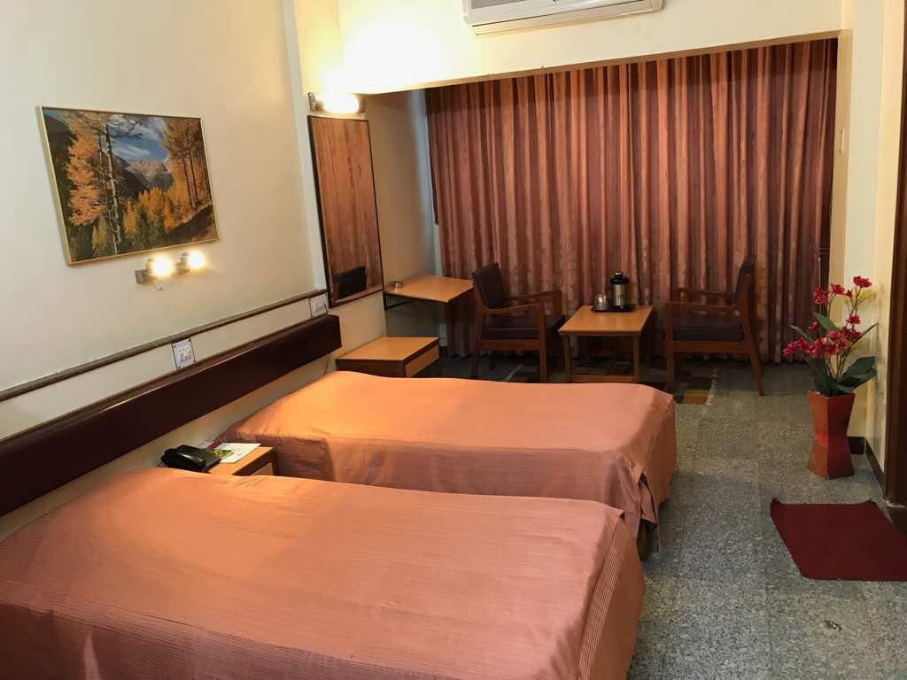 Hotel Swaroop Pune Eksteriør bilde